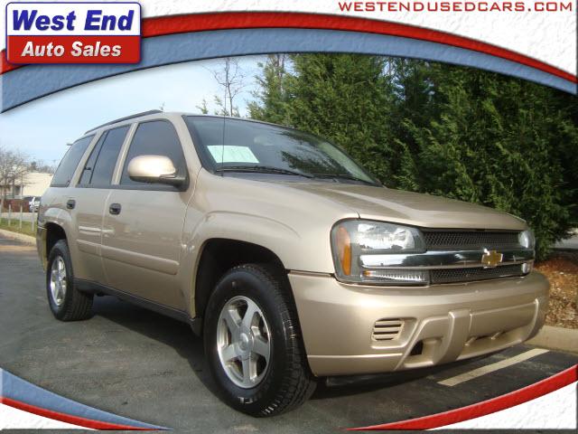 Photo of 2005 Chevrolet TrailBlazer