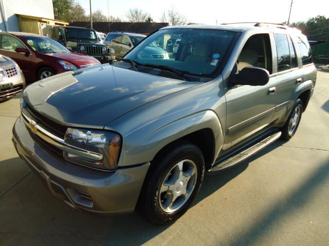Photo of 2008 Chevrolet TrailBlazer
