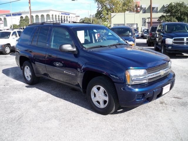 Photo of 2003 Chevrolet TrailBlazer