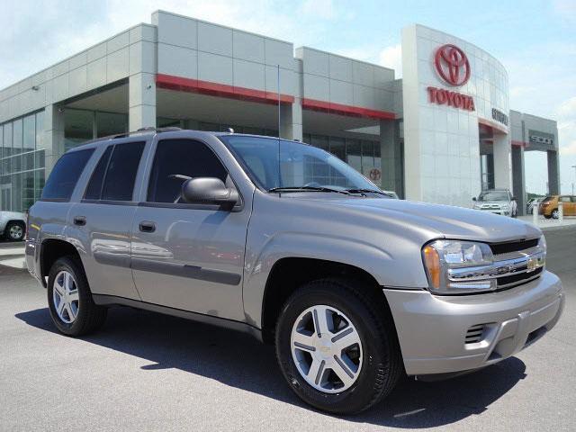Photo of 2005 Chevrolet TrailBlazer