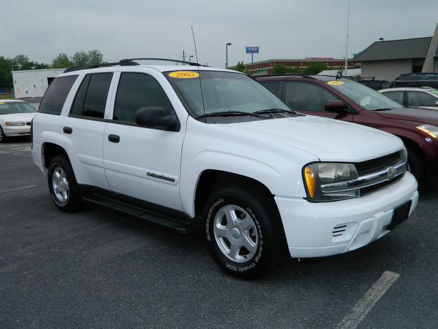 Photo of 2002 Chevrolet TrailBlazer