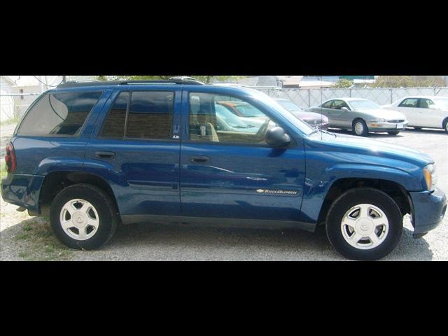 Photo of 2002 Chevrolet TrailBlazer