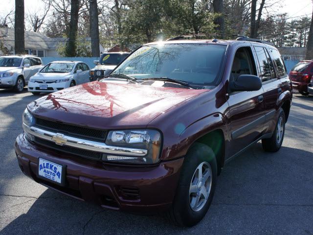 Photo of 2005 Chevrolet TrailBlazer