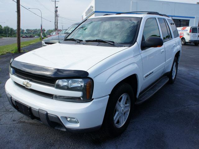 Photo of 2002 Chevrolet TrailBlazer