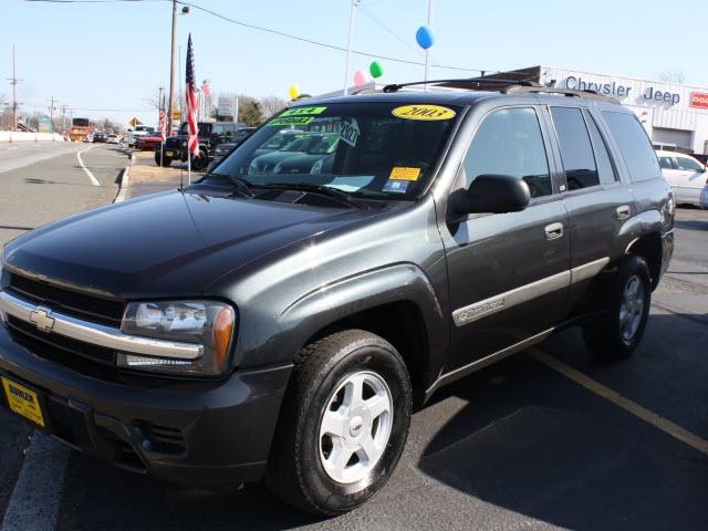 Photo of 2003 Chevrolet TrailBlazer