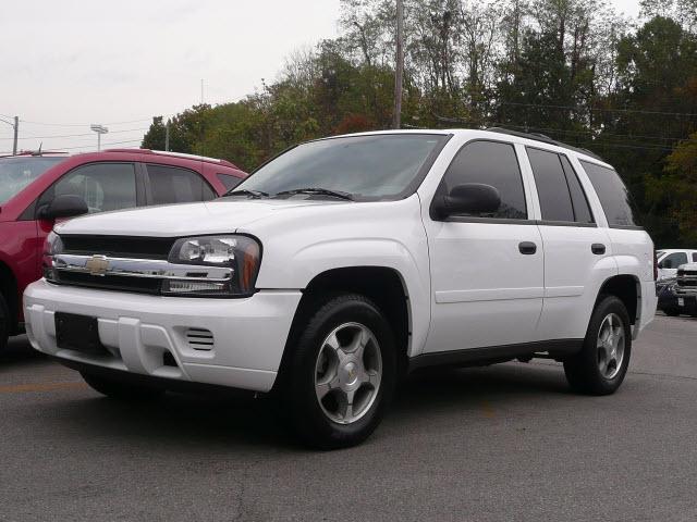 Photo of 2008 Chevrolet TrailBlazer