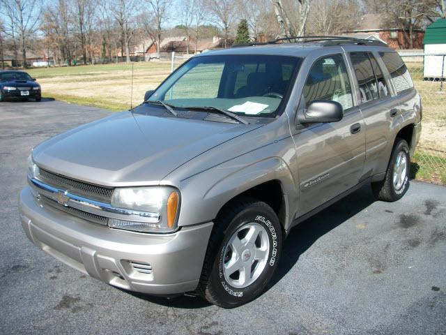 Photo of 2002 Chevrolet TrailBlazer