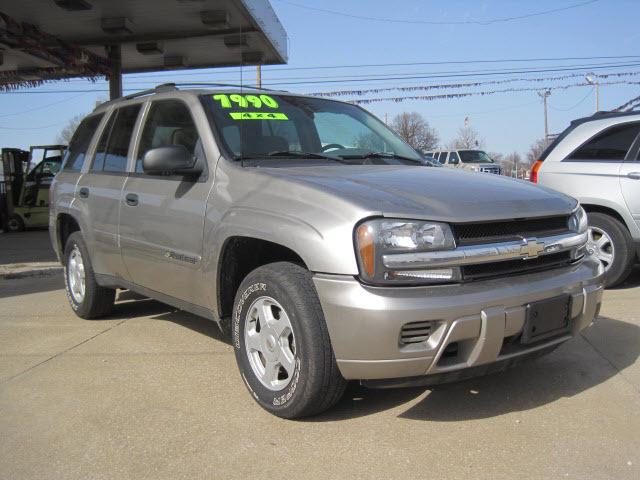 Photo of 2002 Chevrolet TrailBlazer