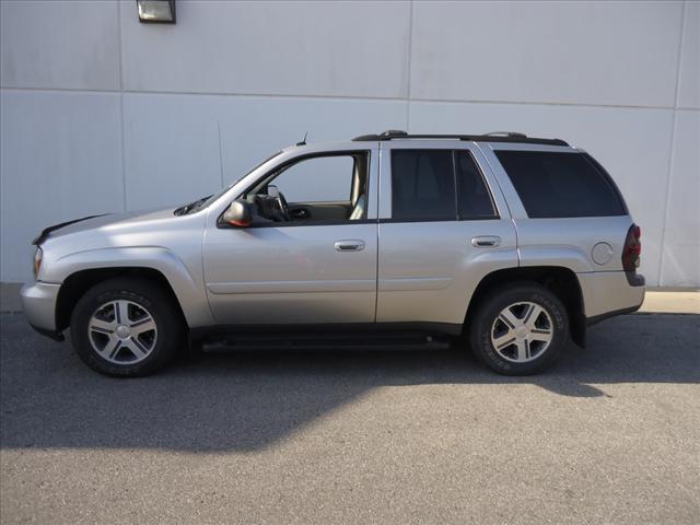 Photo of 2005 Chevrolet TrailBlazer