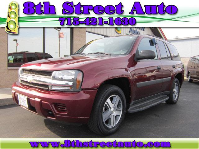 Photo of 2005 Chevrolet TrailBlazer