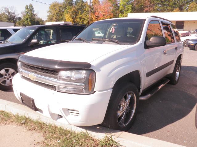 Photo of 2005 Chevrolet TrailBlazer