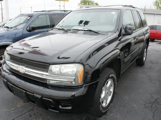 Photo of 2002 Chevrolet TrailBlazer
