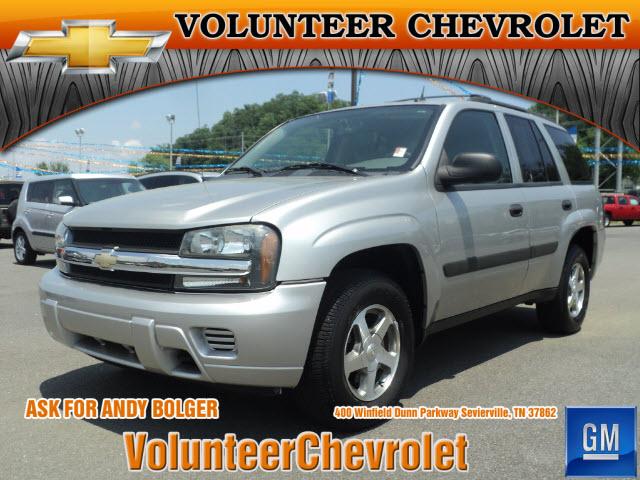 Photo of 2005 Chevrolet TrailBlazer