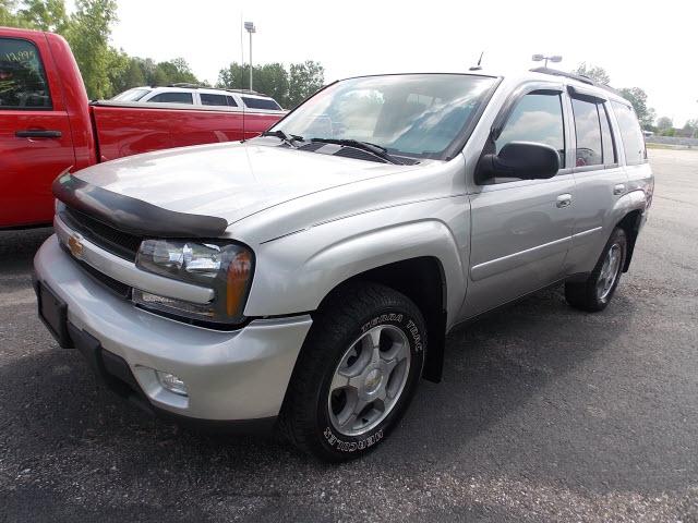 Photo of 2005 Chevrolet TrailBlazer