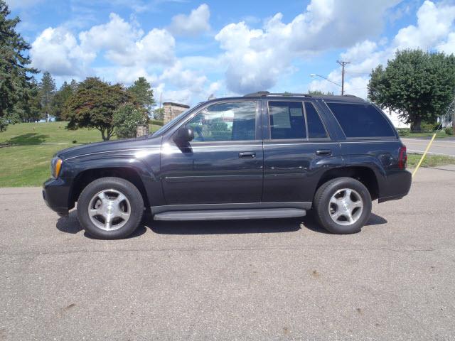 Photo of 2008 Chevrolet TrailBlazer