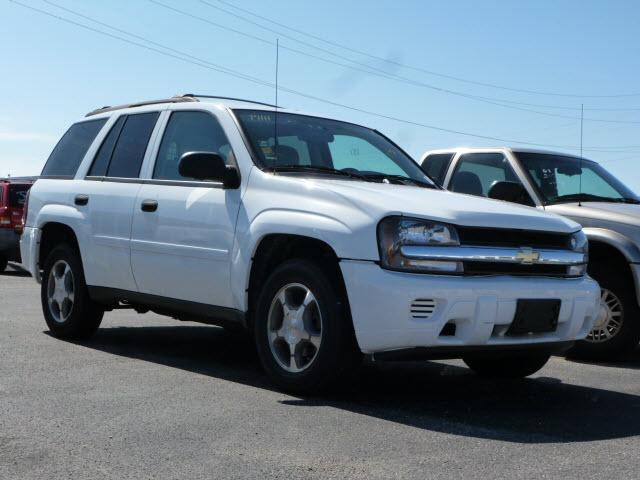 Photo of 2008 Chevrolet TrailBlazer