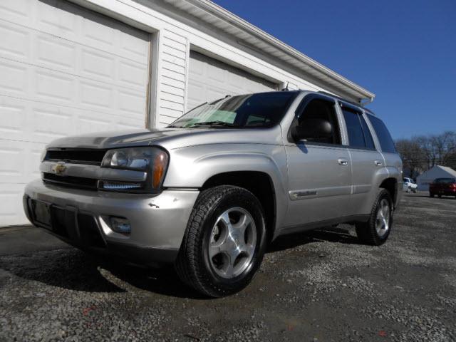 Photo of 2004 Chevrolet TrailBlazer