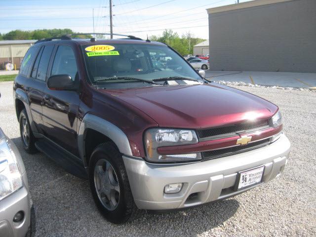 Photo of 2005 Chevrolet TrailBlazer
