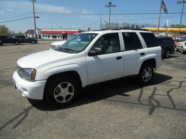 Photo of 2008 Chevrolet TrailBlazer
