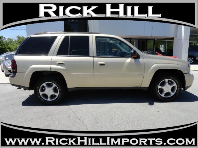 Photo of 2005 Chevrolet TrailBlazer