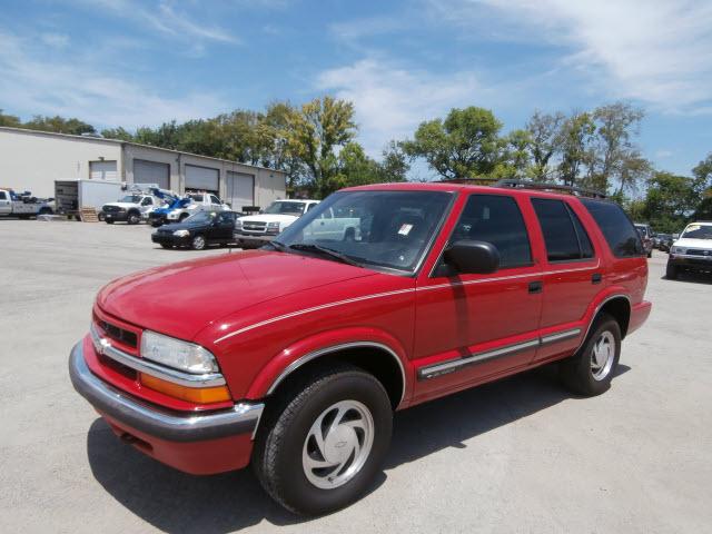 Photo of 2001 Chevrolet Blazer