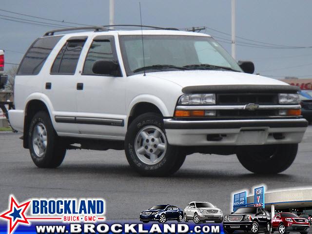 Photo of 2001 Chevrolet Blazer