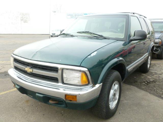 Photo of 1998 Chevrolet Blazer