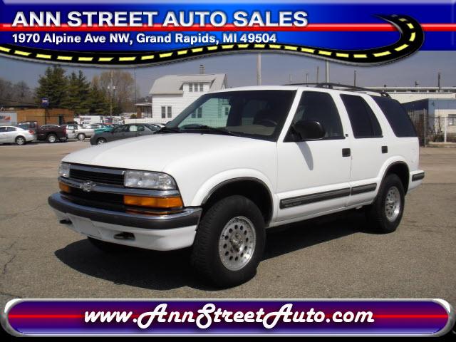 Photo of 1999 Chevrolet Blazer