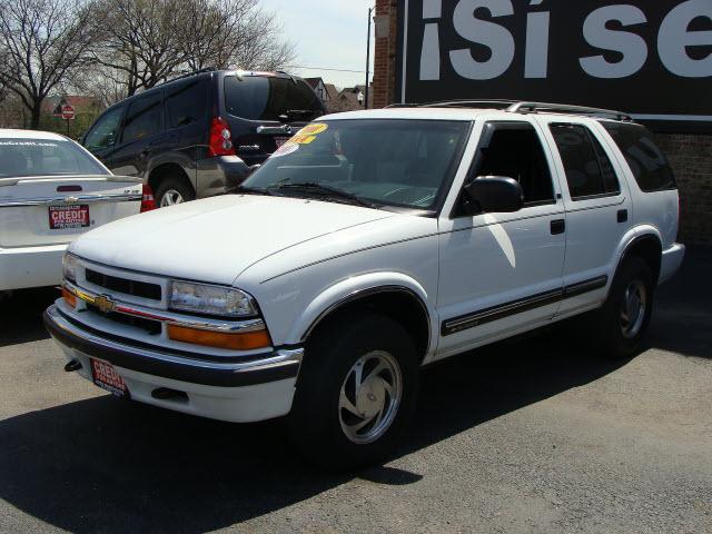 Photo of 2001 Chevrolet Blazer