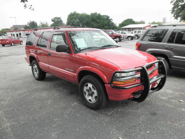 Photo of 2003 Chevrolet Blazer
