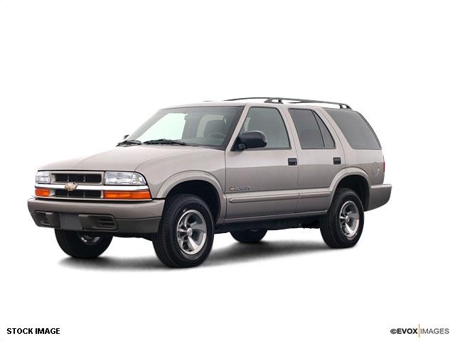Photo of 2004 Chevrolet Blazer