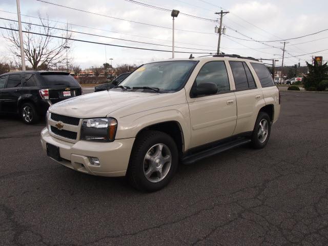 Photo of 2009 Chevrolet TrailBlazer
