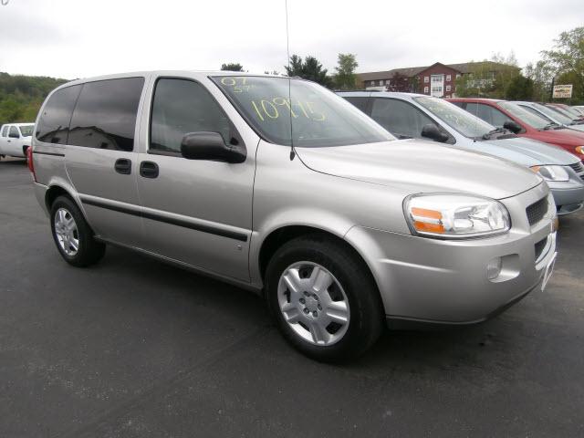 Photo of 2007 Chevrolet Uplander