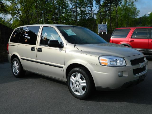 Photo of 2008 Chevrolet Uplander