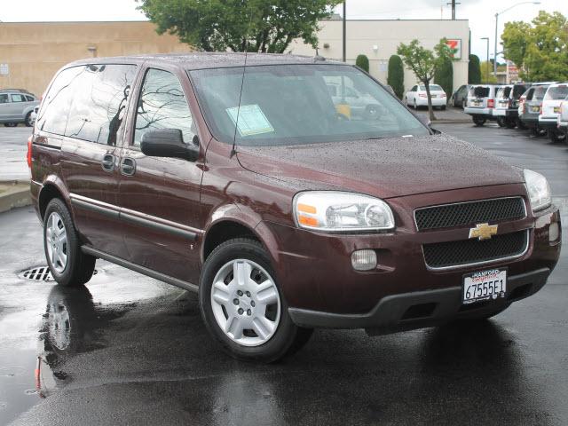 Photo of 2008 Chevrolet Uplander
