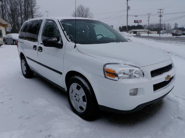 Photo of 2008 Chevrolet Uplander