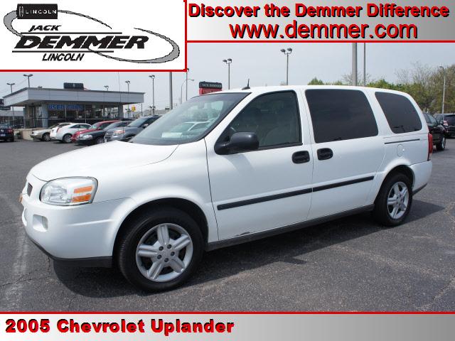 Photo of 2005 Chevrolet Uplander