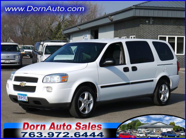 Photo of 2005 Chevrolet Uplander