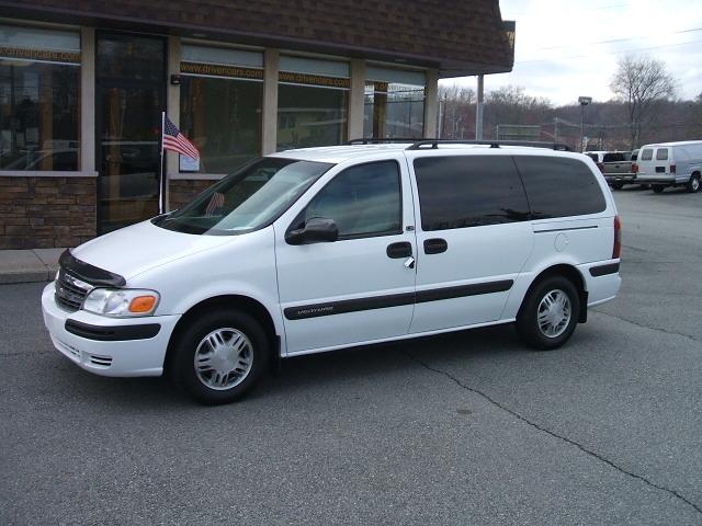 Photo of 2005 Chevrolet Venture