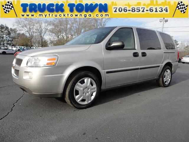 Photo of 2006 Chevrolet Uplander