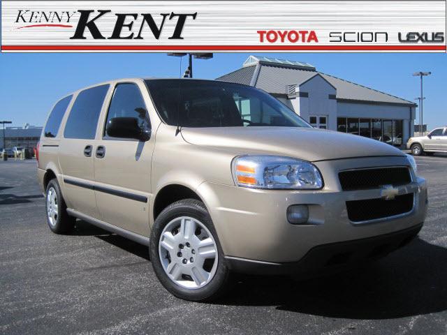 Photo of 2006 Chevrolet Uplander