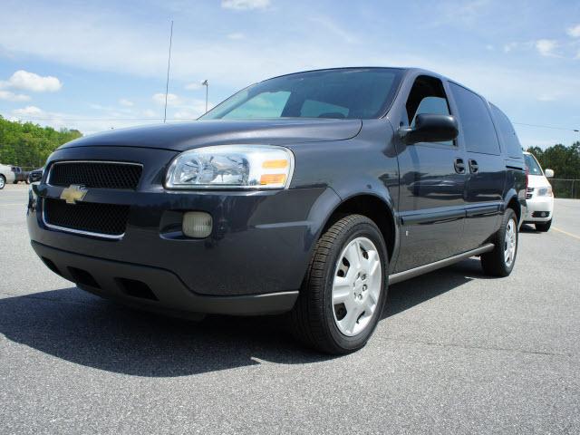 Photo of 2008 Chevrolet Uplander