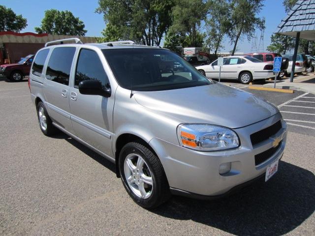 Photo of 2005 Chevrolet Uplander