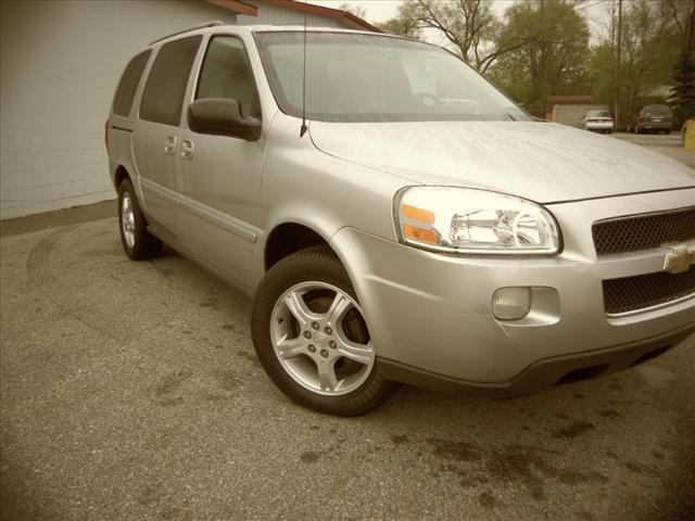 Photo of 2006 Chevrolet Uplander