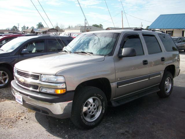 Photo of 2001 Chevrolet Tahoe