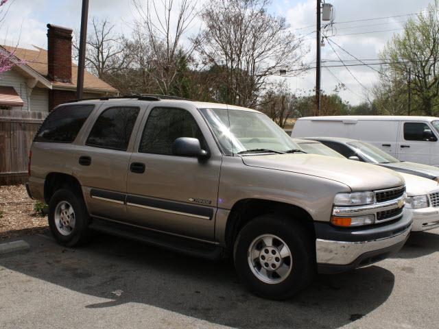 Photo of 2003 Chevrolet Tahoe