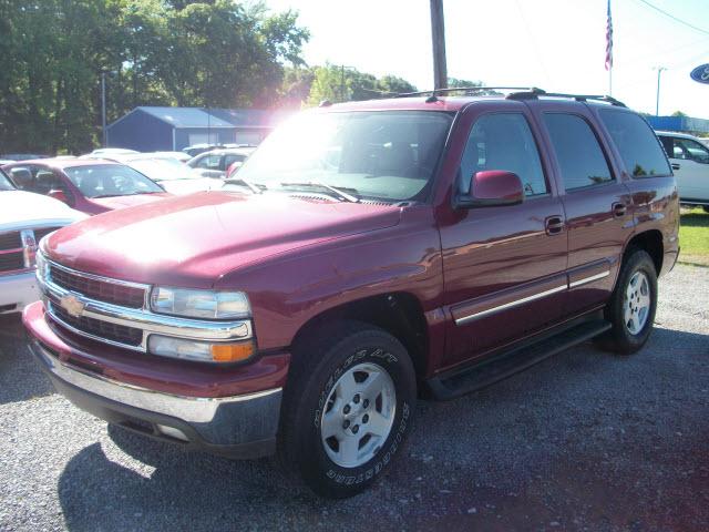 Photo of 2004 Chevrolet Tahoe