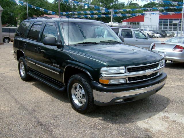 Photo of 2003 Chevrolet Tahoe