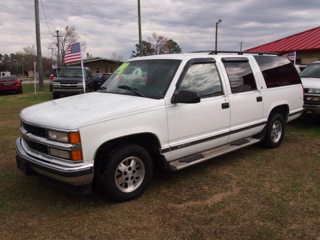 Photo of 1995 Chevrolet Suburban