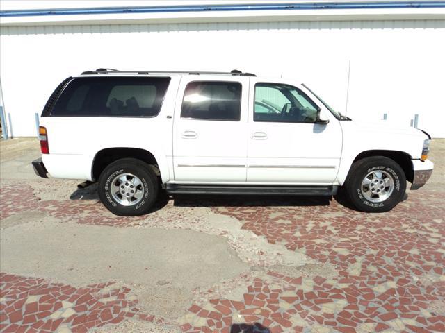 Photo of 2002 Chevrolet Suburban